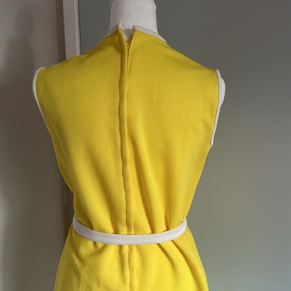 Medium vintage dress - Picture 4 of 4